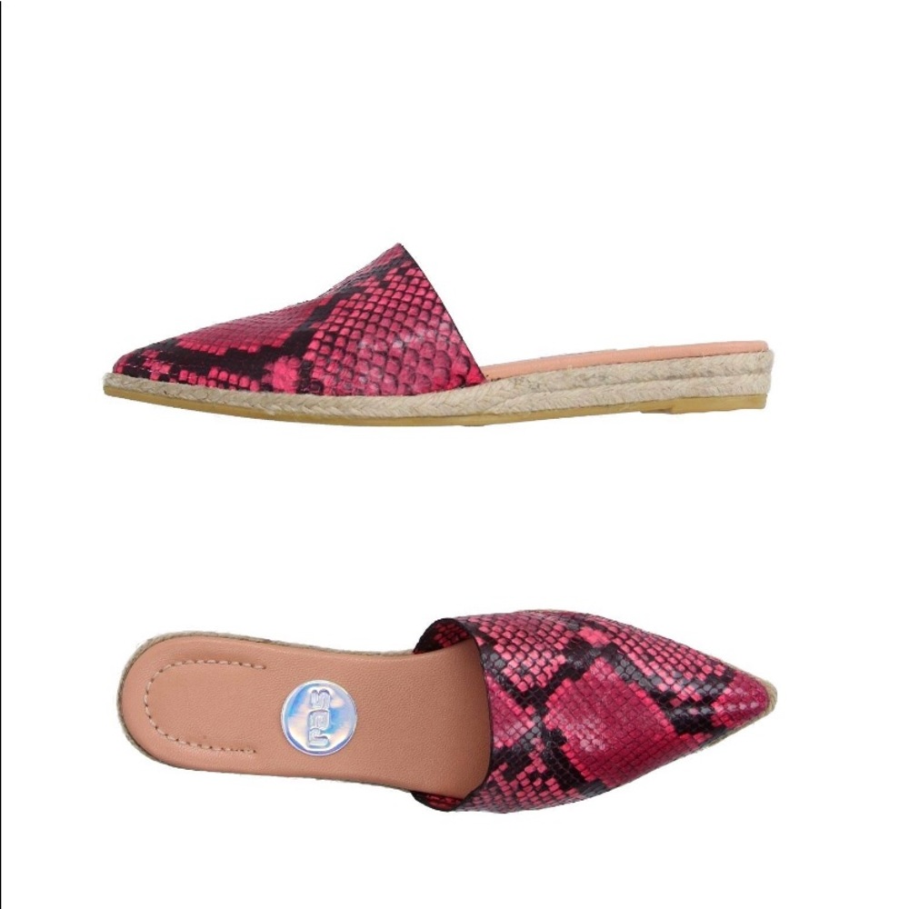 RAS Mule Flat Sandals Size 7 NIB Fuchsia